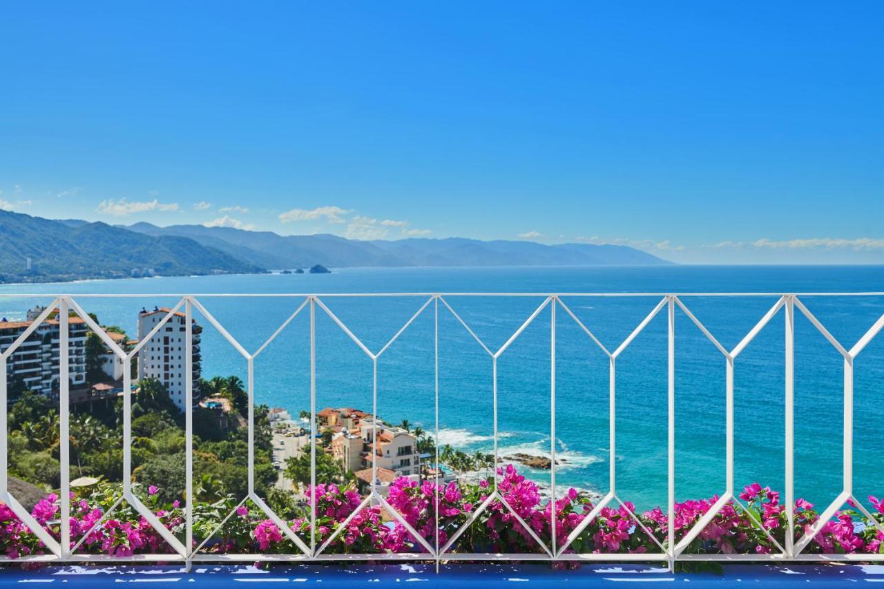 Hotel Luxury Patio Azul (Adults Only) Пуэрто-Вальярта Экстерьер фото View of Acapulco Bay
