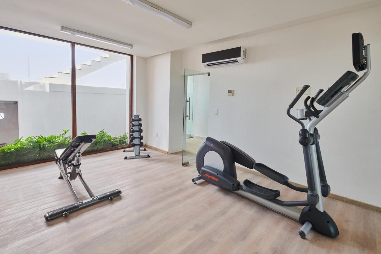 Hotel Luxury Patio Azul (Adults Only) Пуэрто-Вальярта Экстерьер фото Elliptical cross trainer
