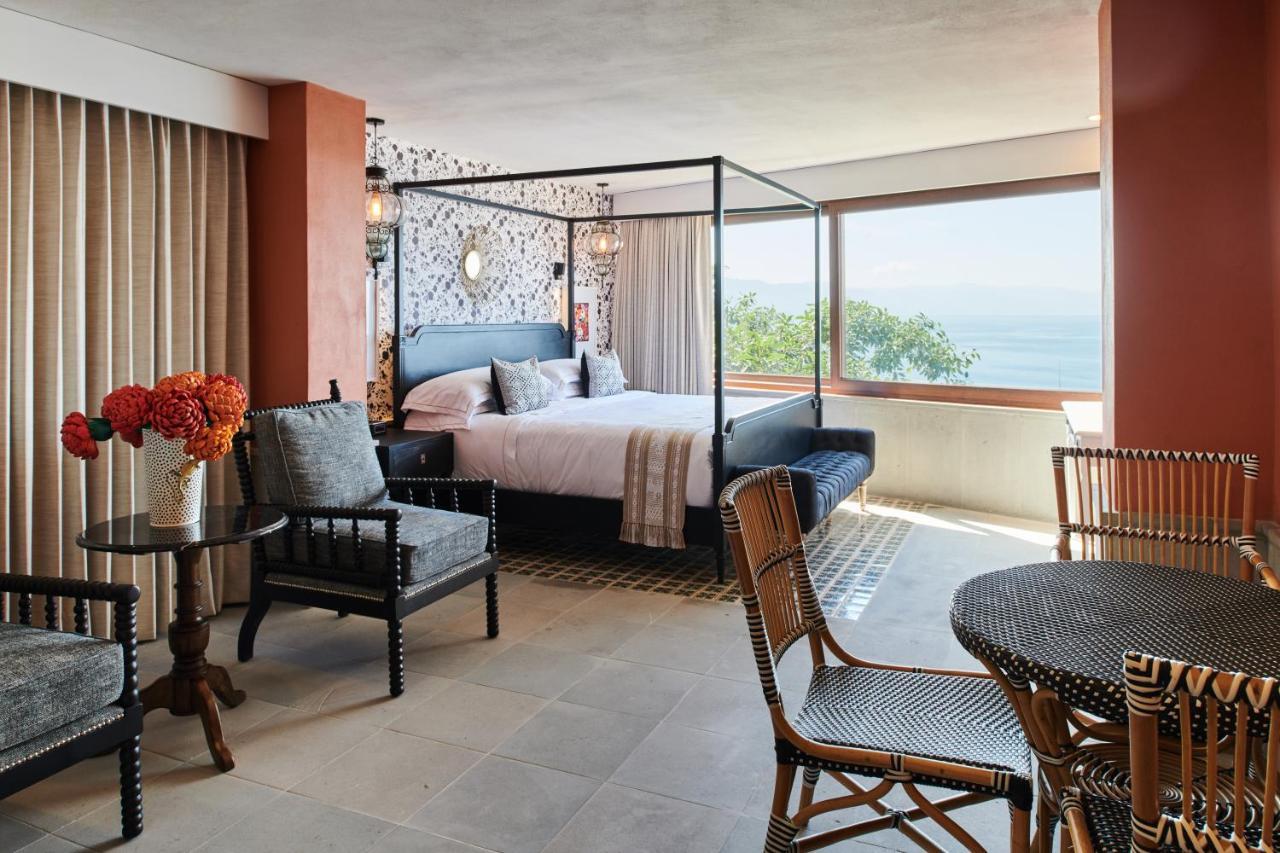 Hotel Luxury Patio Azul (Adults Only) Пуэрто-Вальярта Экстерьер фото A suite at the Cape Grace
