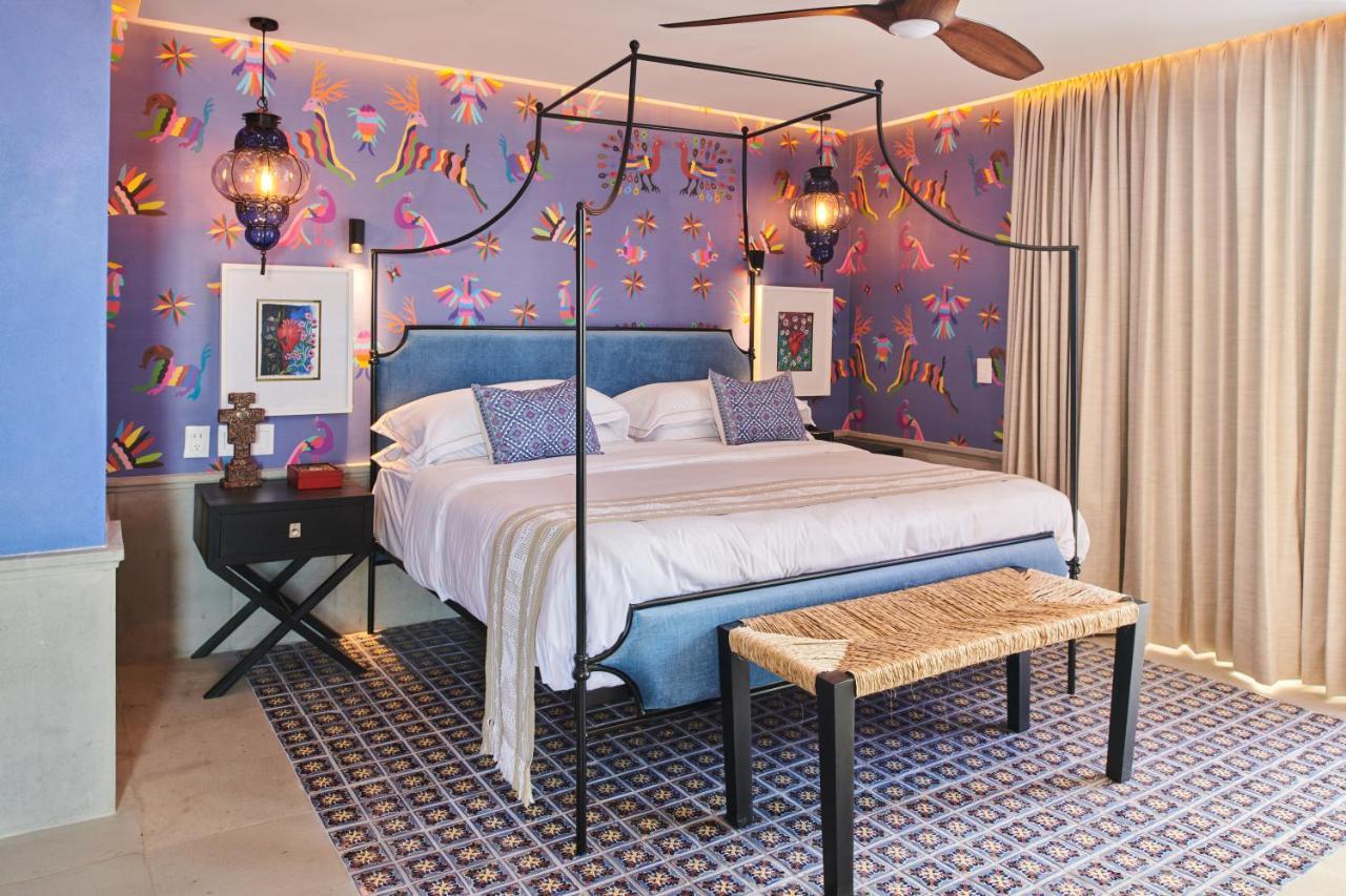 Hotel Luxury Patio Azul (Adults Only) Пуэрто-Вальярта Экстерьер фото A bedroom at the hotel