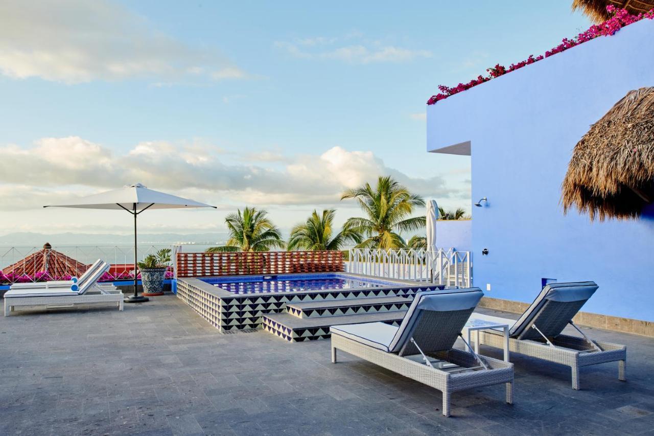 Hotel Luxury Patio Azul (Adults Only) Пуэрто-Вальярта Экстерьер фото Rooftop pool at the Hotel Habita, Tulum, Mexico